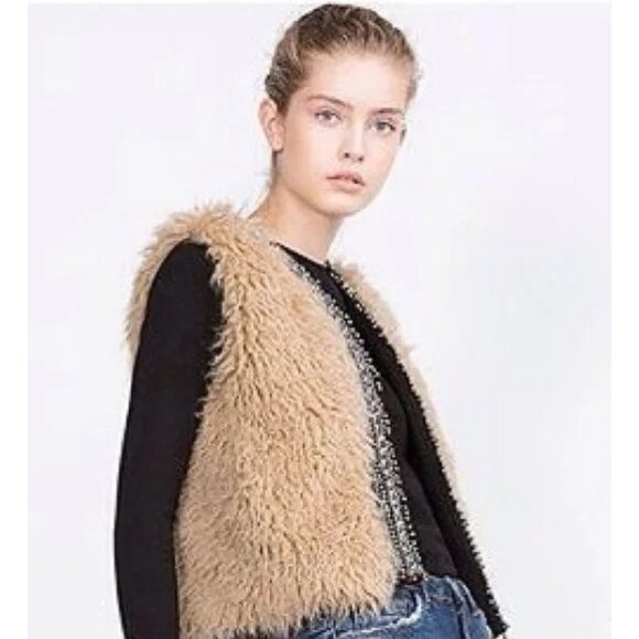 EUC Zara Trafaluc Outerwear caramel textured faux fur vest with embellished trim - Picture 2 of 8